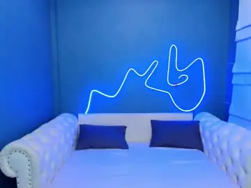 Roxy_mars  live sex cam