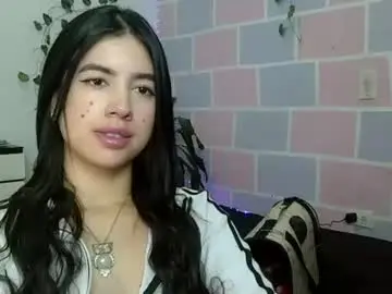 Aine_ileana  live sex cam