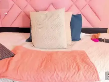 Caroline_daring  live sex cam