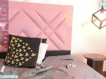 Caroline_daring  live sex cam