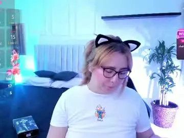 Chloe_prg  live sex cam
