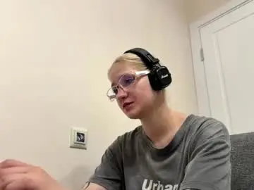 Cleopatralewey  live sex cam