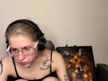 Cleopatralewey  live sex cam
