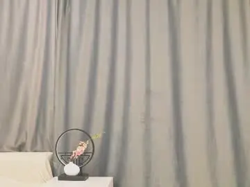 Hazevesper  live sex cam