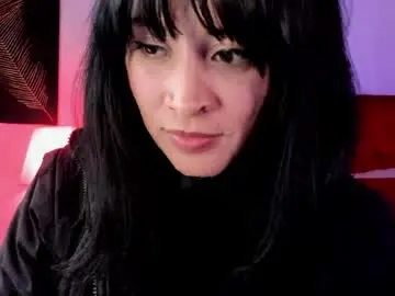 Isis_diosa  live sex cam