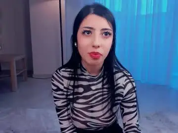 Kindraevert  live sex cam