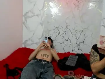 Mavisss333  live sex cam