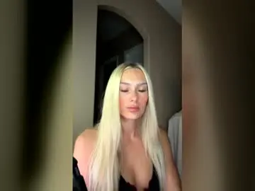 Paisleyowens  live sex cam