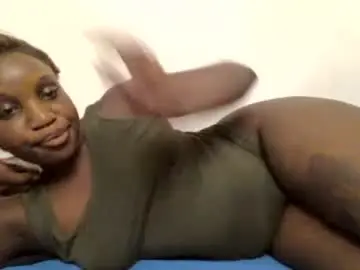 Pretty_curvy99  live sex cam
