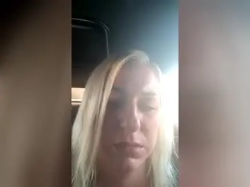 Prettypistolx  live sex cam