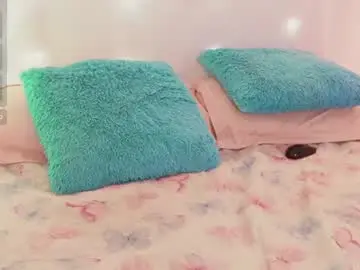 Sarabow  live sex cam