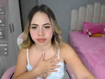 Softkiss_x  live sex cam