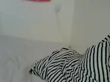 Steamymummy254  live sex cam