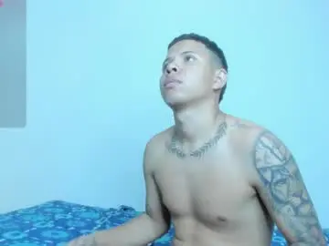 Steven19_latinboy  live sex cam