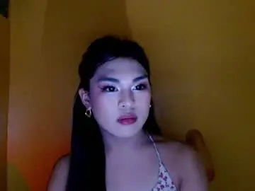 Wildhoney07  live sex cam