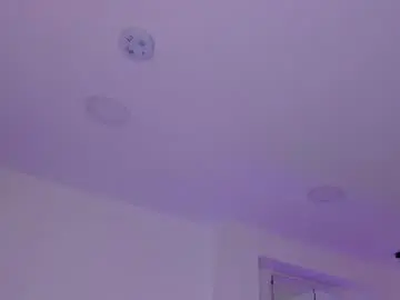_megannhot  live sex cam