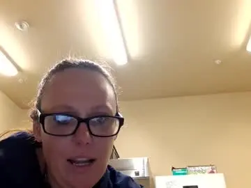 Asbnc2b  live sex cam