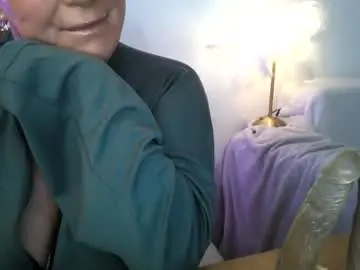 Blueskysierra  live sex cam