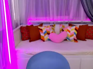 Charlotteatwood  live sex cam