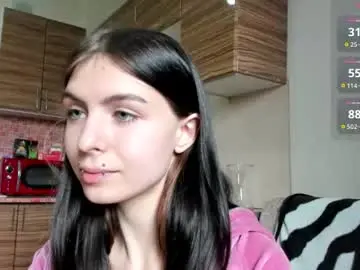 Earthadobb  live sex cam