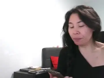 Elaramuse_  live sex cam