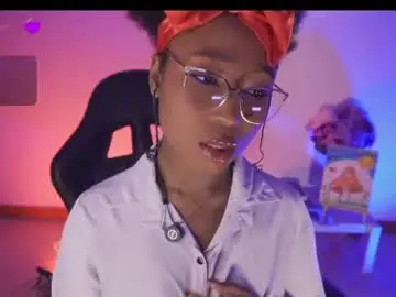 Emmasanzoficial  live sex cam
