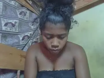 Flangie  live sex cam