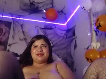 Kylievoosx18  live sex cam
