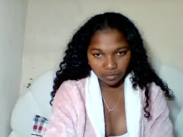 Mia_lunah  live sex cam