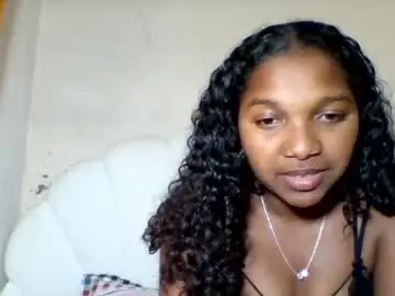 Mia_lunah  live sex cam