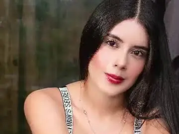 Miasilverr  live sex cam