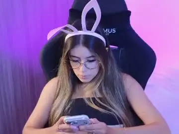 Miasilverr  live sex cam