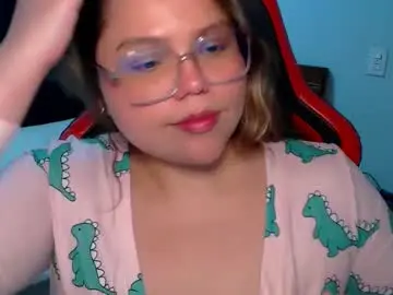 Milo_weed  live sex cam