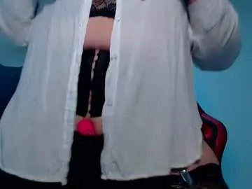 Milo_weed  live sex cam