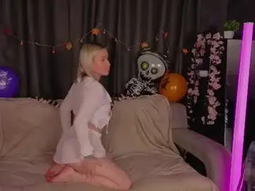 Sayl0r_moon  live sex cam