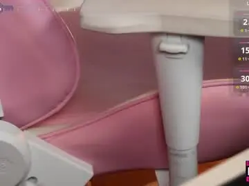 Triss_moon  live sex cam