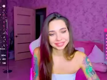 Vinkiepinkie  live sex cam