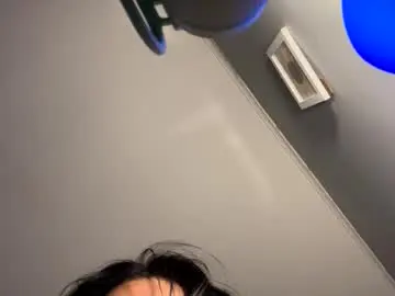 Amilaude  live sex cam