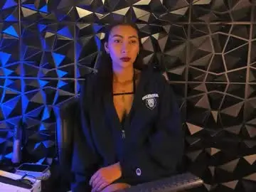 Angeldreams15  live sex cam