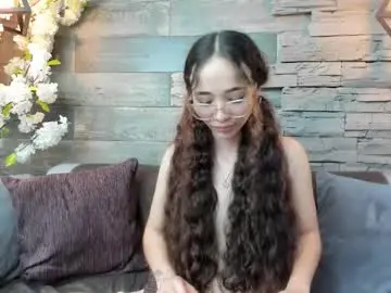 Bellaclaire19  live sex cam