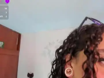 Cata_greenn  live sex cam