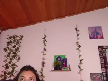 Cata_greenn  live sex cam