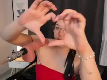 Divine_sin  live sex cam