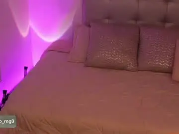 Eyrarosee  live sex cam