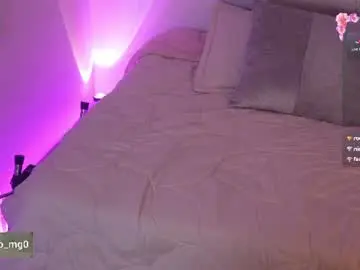 Eyrarosee  live sex cam