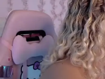 Haelycute  live sex cam