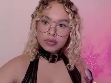 Haelycute  live sex cam