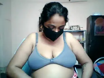 Indian_dhivya  live sex cam