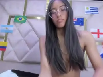 Kiraamoon69  live sex cam