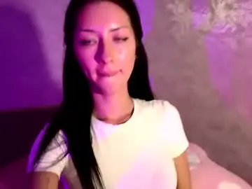 Laurelimaino  live sex cam